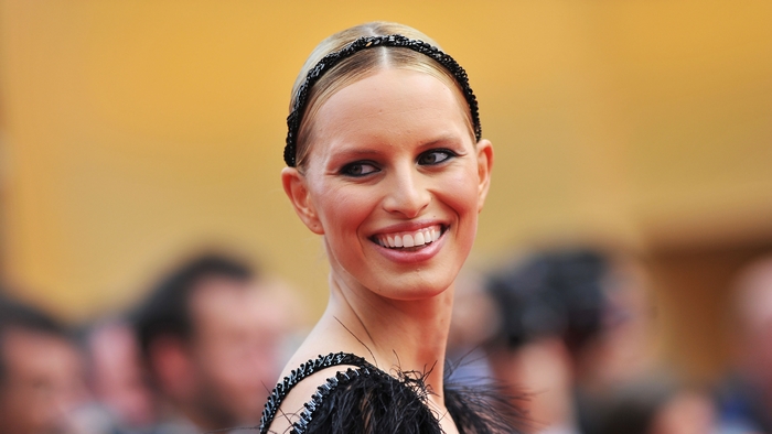 Karolina Kurkova on Red Carpet