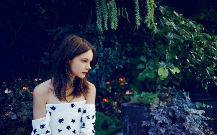Carey Mulligan in a garden
