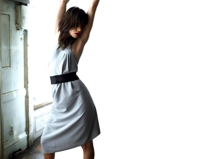 Michelle Monaghan in a grey dress