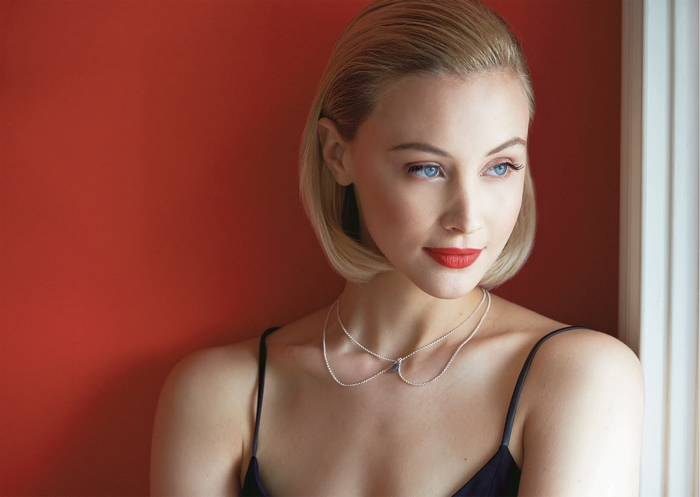 Sarah Gadon with necklace