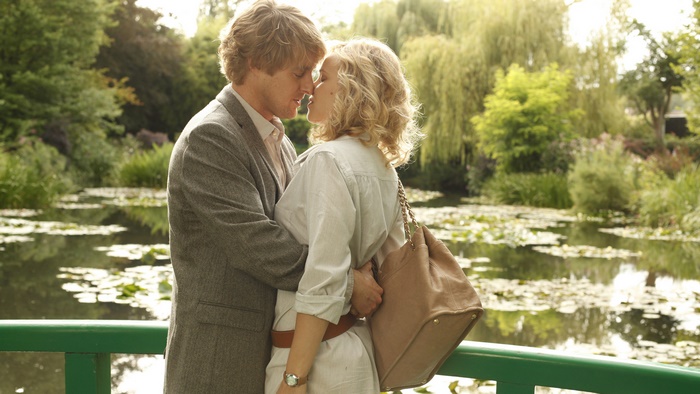 Owen Wilson and Rachel McAdams in Paris