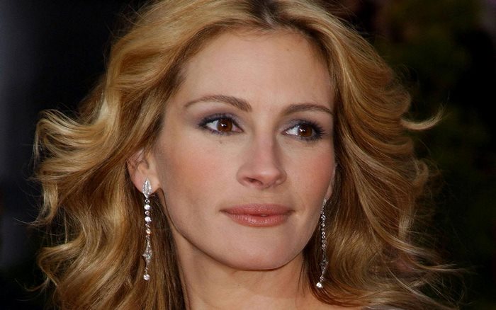 Julia Roberts