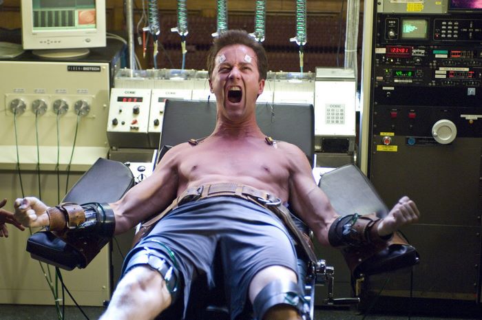 Edward Norton in a laboratory