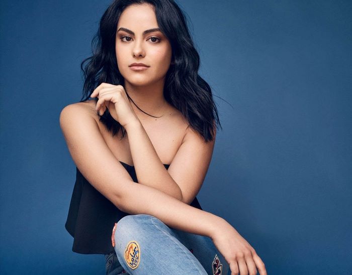 Camila Mendes