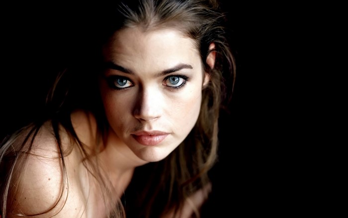 Denise Richards portrait