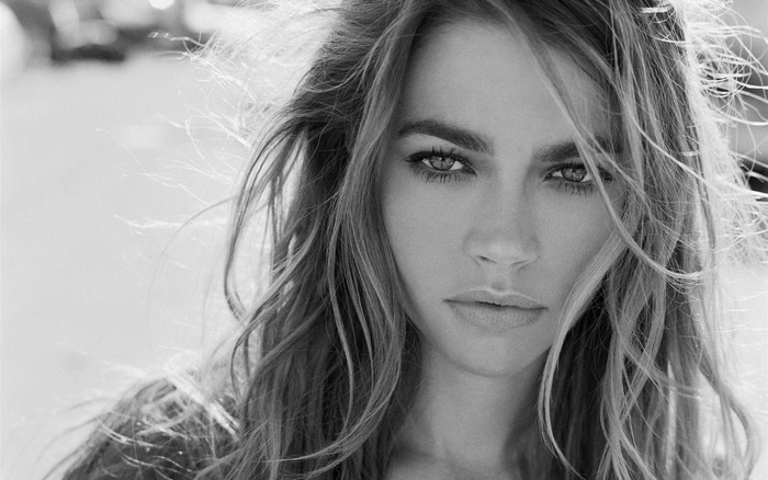 Denise Richards