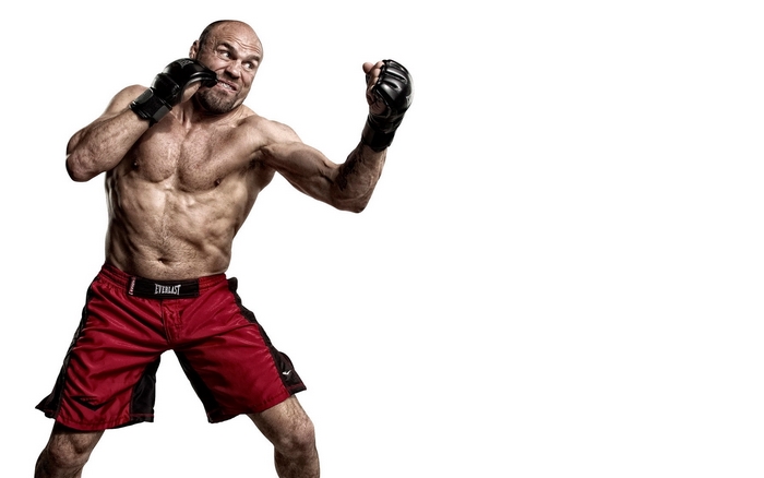 Randy Couture in fighting stance