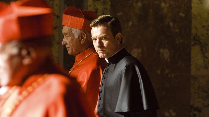 Ewan McGregor as Father Alex Thomas in Angels & Demons