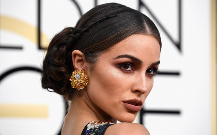 Olivia Culpo at Golden Globe Awards