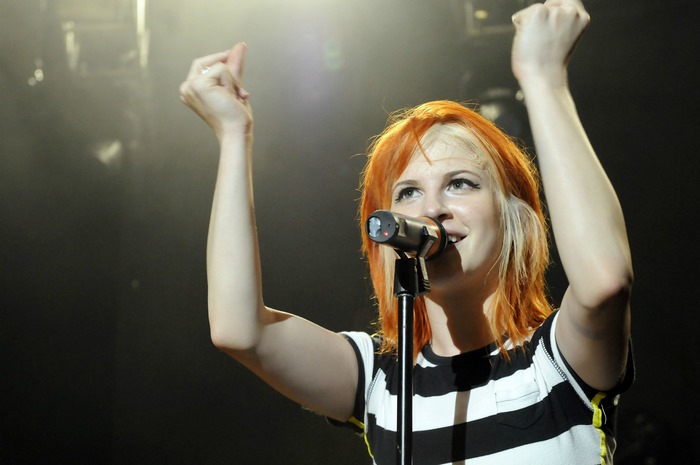 Hayley Williams performing on stage