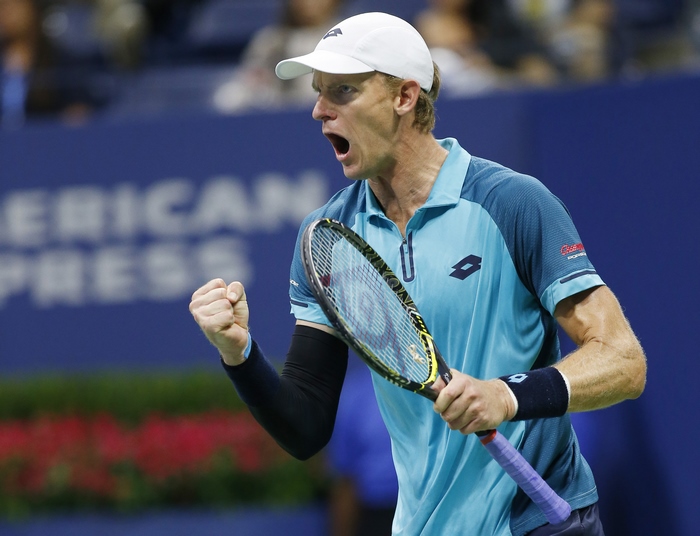 Kevin Anderson celebrating on court