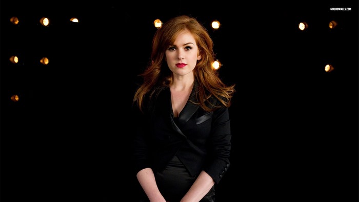 Isla Fisher in Black Blazer