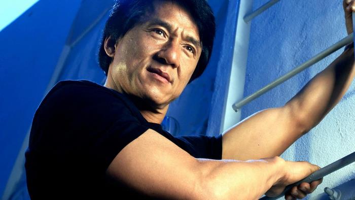 Jackie Chan climbing