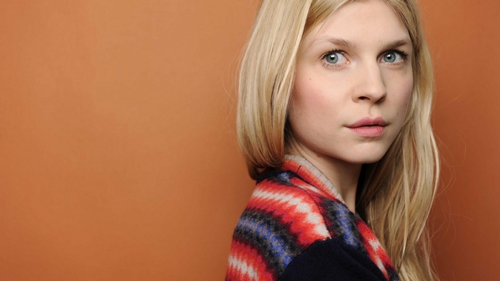 Clémence Poésy portrait