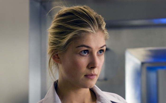 Rosamund Pike