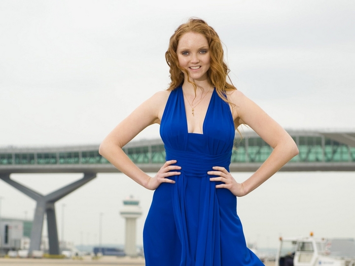 Lily Cole at the airport