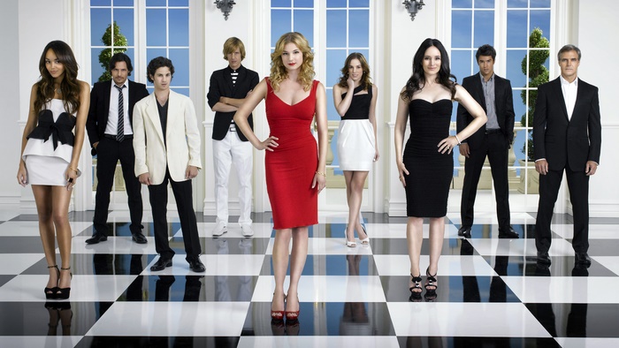 Emily VanCamp and cast of Revenge