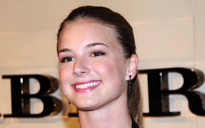 Emily VanCamp