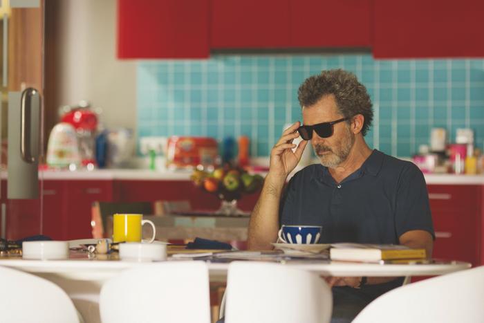 Antonio Banderas in a kitchen