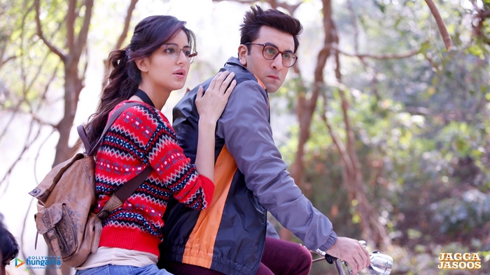 Katrina Kaif and Ranbir Kapoor on a bicycle