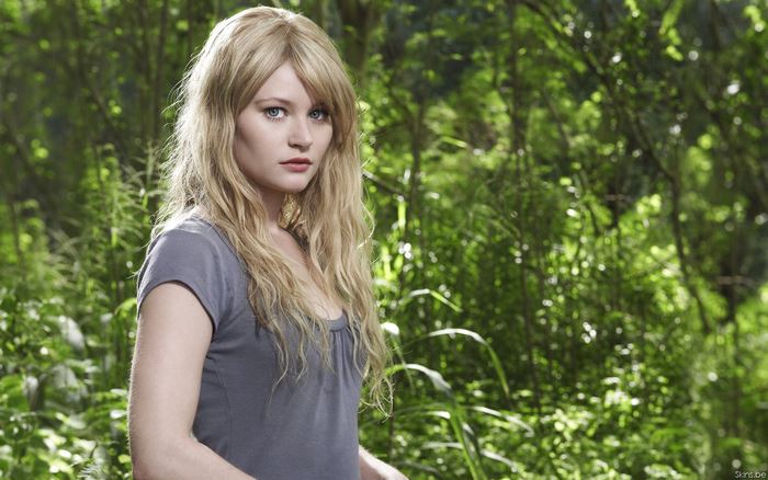 Emilie de Ravin in a forest