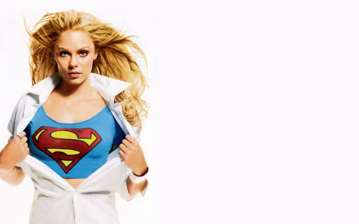 Laura Vandervoort as Supergirl