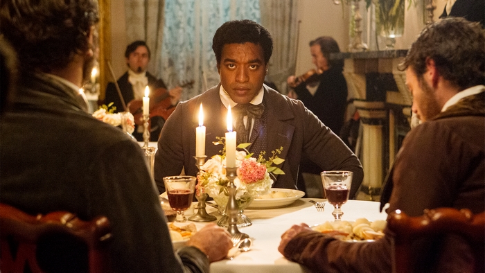 Chiwetel Ejiofor at a formal dinner