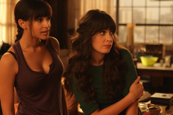 Hannah Simone in New Girl