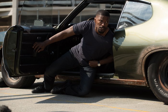 Jamie Foxx in a car
