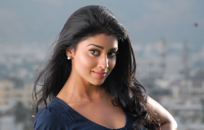Shriya Saran portrait
