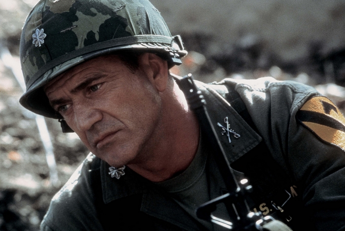 Mel Gibson in Vietnam War uniform