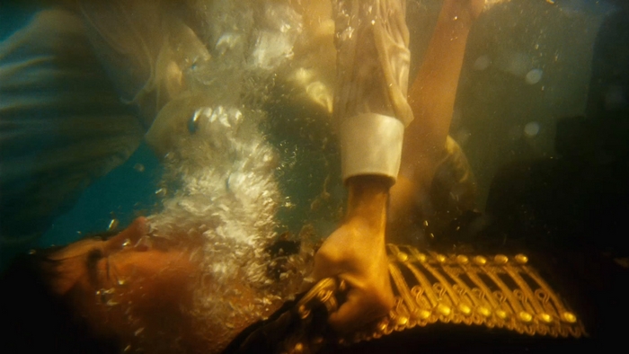 Lee Pace underwater