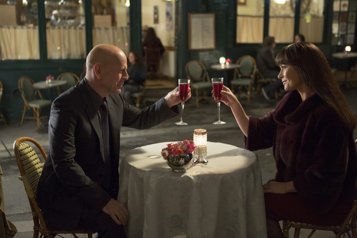 Catherine Zeta-Jones and Bruce Willis at a restaurant