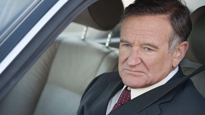 Robin Williams in a car