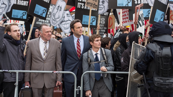 Vince Vaughn and Dave Franco in a protest