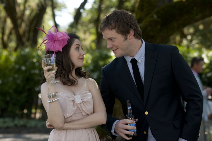 Alison Brie and Chris Pratt at an outdoor event