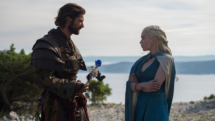 Daenerys Targaryen and Daario Naharis with a blue rose