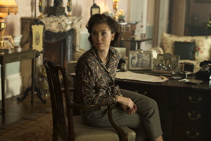 Vanessa Kirby in a room