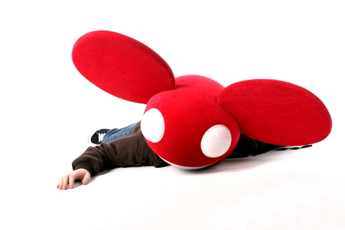 Deadmau5 costume on Joel Zimmerman