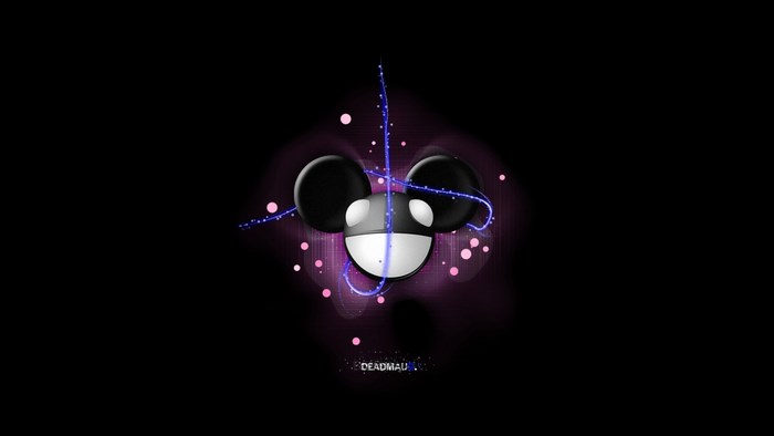 Deadmau5 logo with purple and blue lights