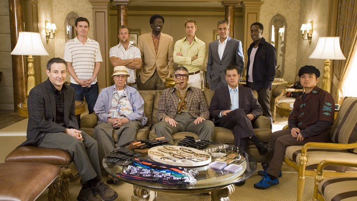 Ocean's Thirteen Cast Poses in a Room