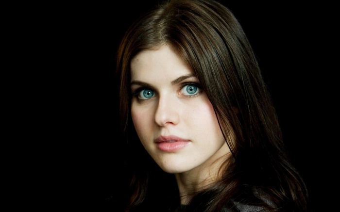 Alexandra Daddario portrait