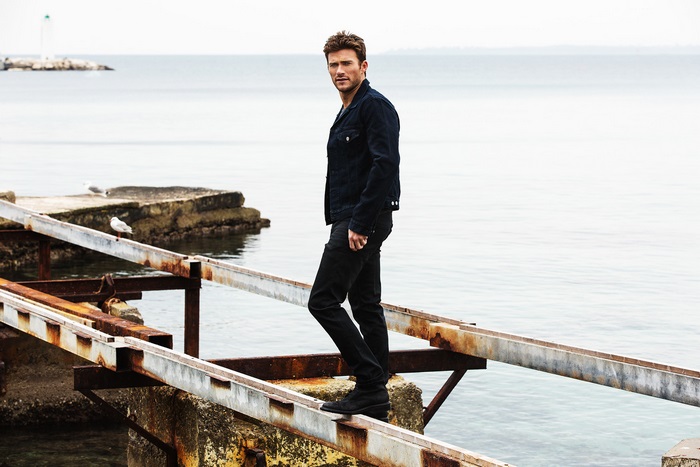 Scott Eastwood on a pier