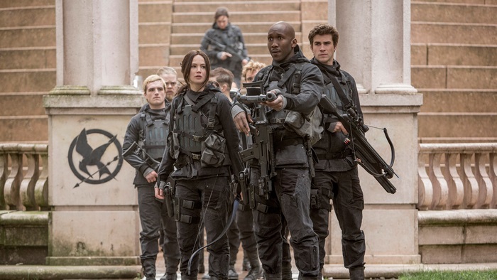 Liam Hemsworth and Jennifer Lawrence in The Hunger Games