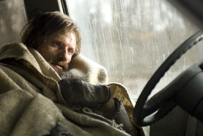 Viggo Mortensen in a car