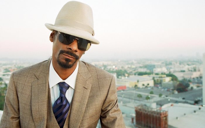 Snoop Dogg in a suit and hat