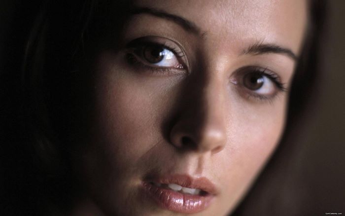Amy Acker close-up portrait