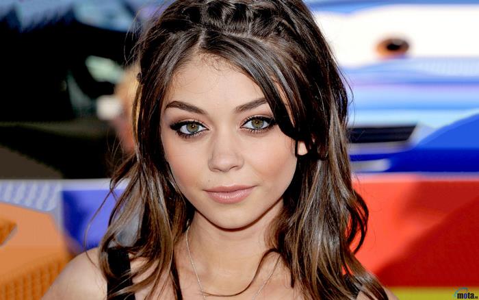 Sarah Hyland