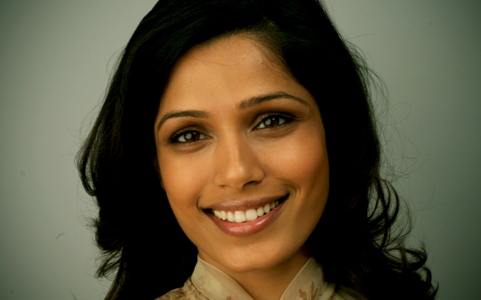 Freida Pinto smiling