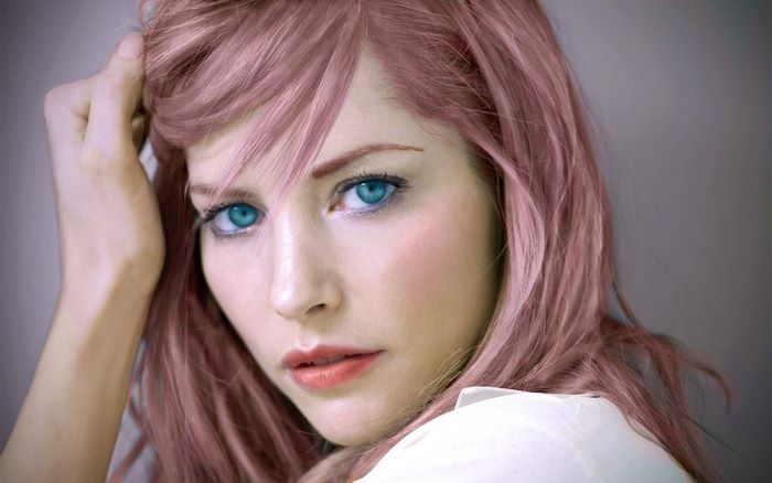 Sienna Guillory with pink hair